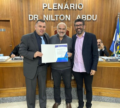 Vice-prefeito Laerte Calil de Freitas é homenageado na Câmara de Areal 