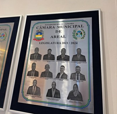 Câmara de Areal inaugura novos quadros na Galeria de Honra