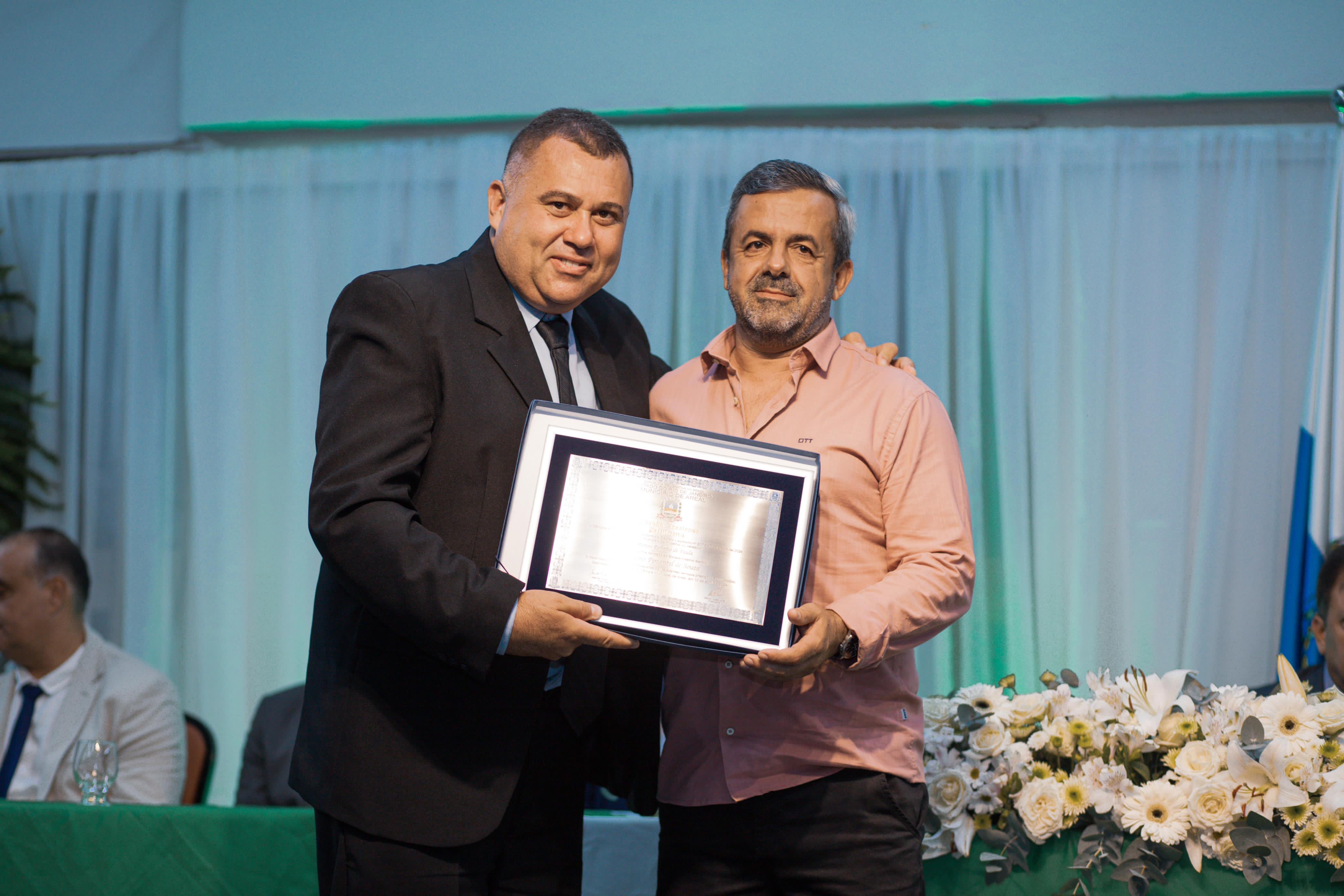 Vereador Marquinhos da Saúde homenageou Rogério Pimentel de Souza