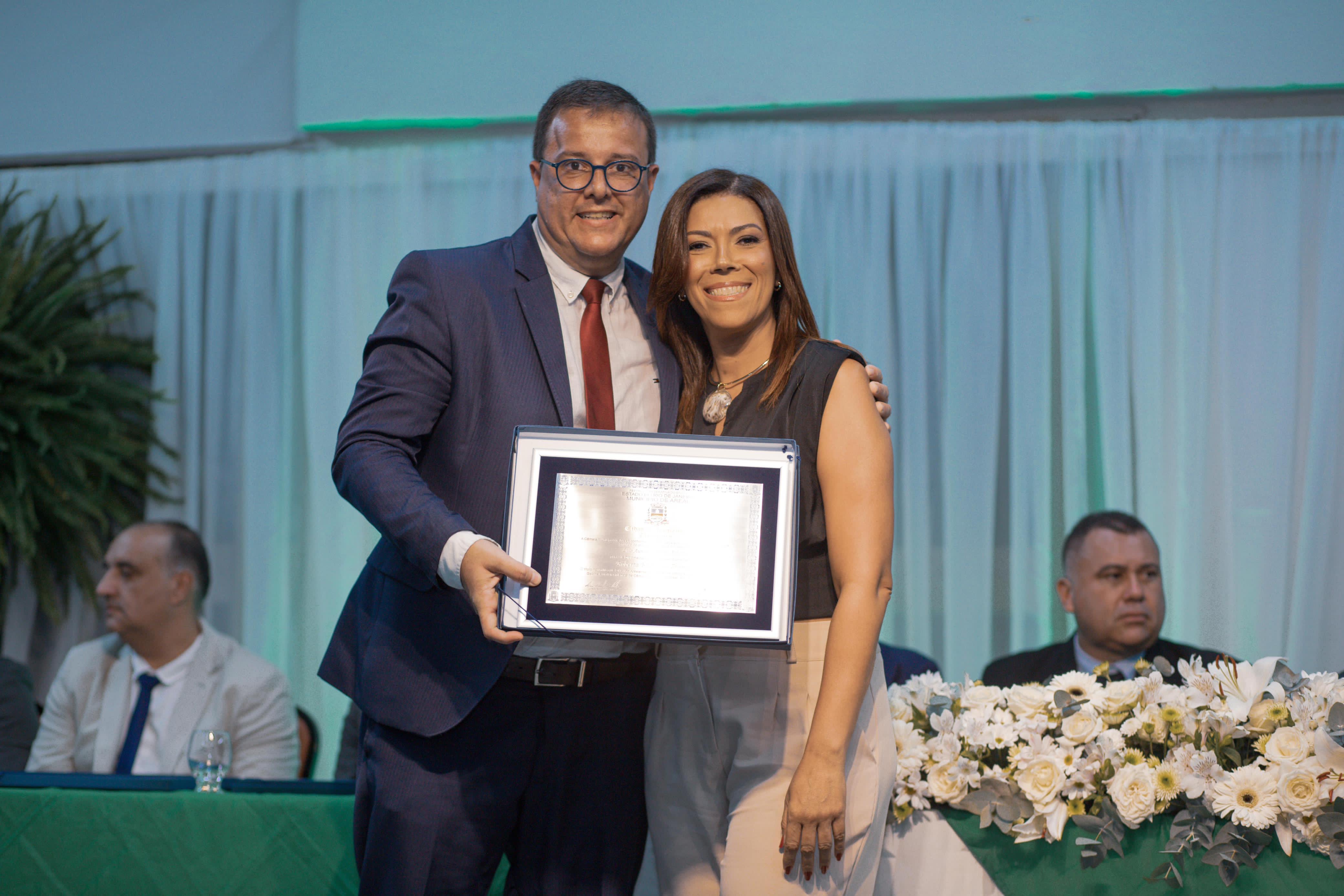 Vereador Luís da Papelaria homenageou Roberta Rodrigues Franco