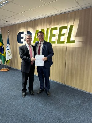 Vereador Luís da Papelaria retorna de Brasília com emendas e recursos 