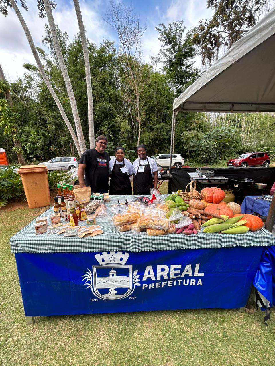 Segunda edição da Feira de Produtos em Areal