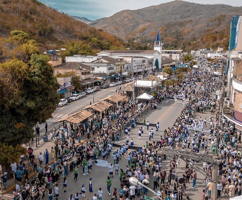 Independência do Brasil é comemorada com tradicional Desfile Cívico em Areal