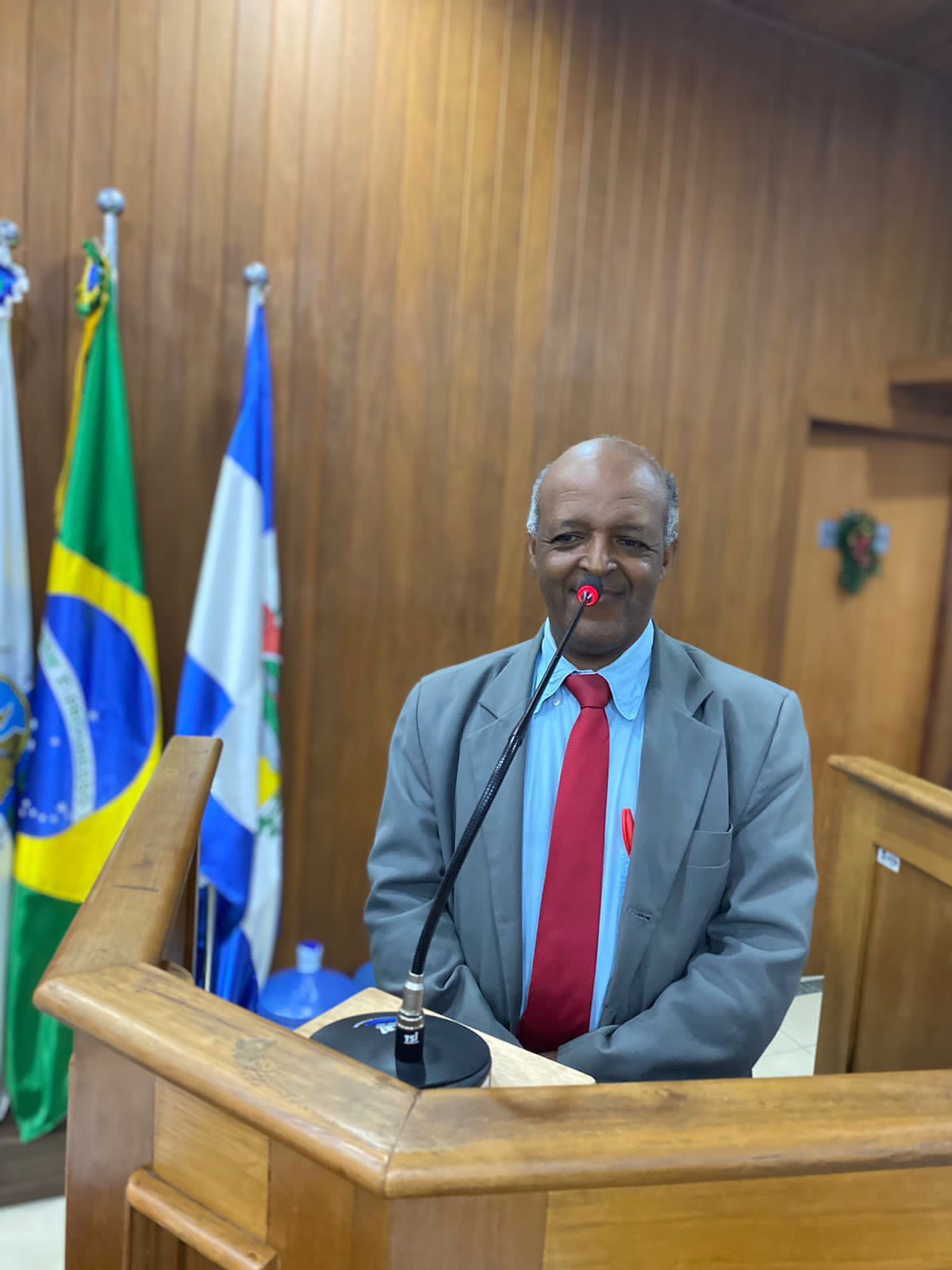 Sr José Natalino Machado na Tribuna Livre